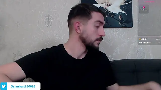 Snapshot of Dylan_Best chatting on 01/03/25, 07:49 Dylan Best online show from 01/03/25, 07:49