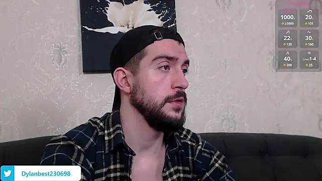 Snapshot of Dylan_Best chatting on 01/13/25, 03:45 Dylan Best online show from 01/13/25, 03:45
