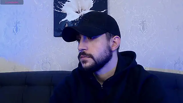 Snapshot of Dylan_Best chatting on 01/27/25, 05:25 Dylan Best online show from 01/27/25, 05:25