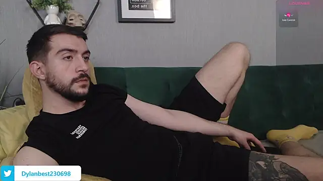 Snapshot of Dylan_Best chatting on 02/11/25, 09:20 Dylan Best online show from 02/11/25, 09:20