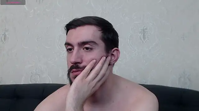 Snapshot of Dylan_Best chatting on 03/04/25, 12:07 Dylan Best online show from 03/04/25, 12:07