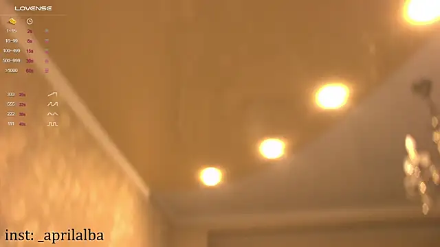 Snapshot of AprilinAlba chatting on 01/19/25, 01:43 AprilinAlba online show from 01/19/25, 01:43