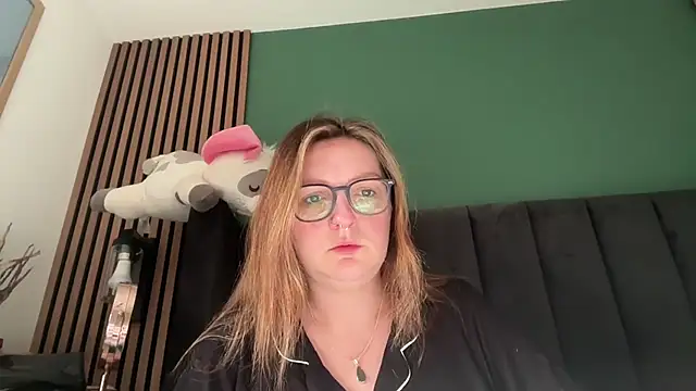 short sweetpea online show from 03/13/26, 09:27