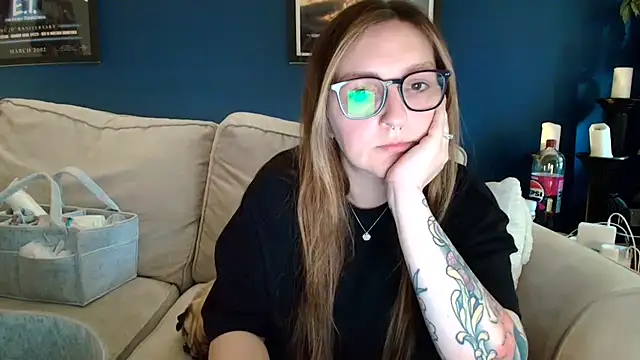short sweetpea online show from 05/11/26, 02:45