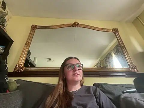 short sweetpea online show from 06/27/26, 02:01