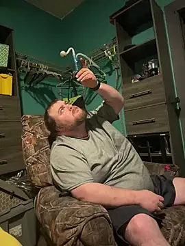 Snapshot of fatdickdaddy448 chatting on 12/17/24, 06:56 fatdickdaddy448 online show from 12/17/24, 06:56