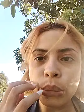 Snapshot of isexynara chatting on 04/09/26, 08:14 isexynara online show from 04/09/26, 08:14