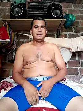 axomen online show from 12/15/24, 06:48