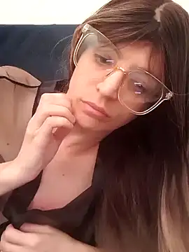 Snapshot of LouGabriel chatting on 01/19/25, 06:00 LouGabriel online show from 01/19/25, 06:00