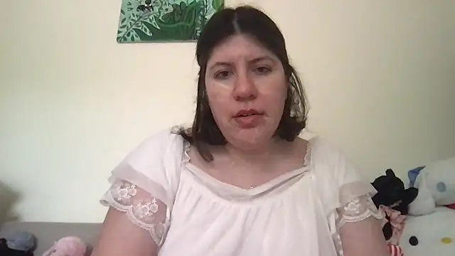 Snapshot of HYPHYtype chatting on 06/26/26, 10:36 HYPHYtype online show from 06/26/26, 10:36