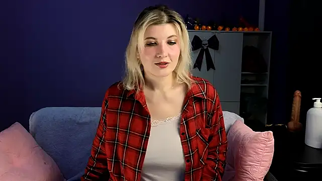 Snapshot of olisunny5 chatting on 11/03/25, 08:10 olisunny5 online show from 11/03/25, 08:10