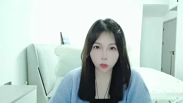 Sunset glow online show from 11/11/25, 02:50