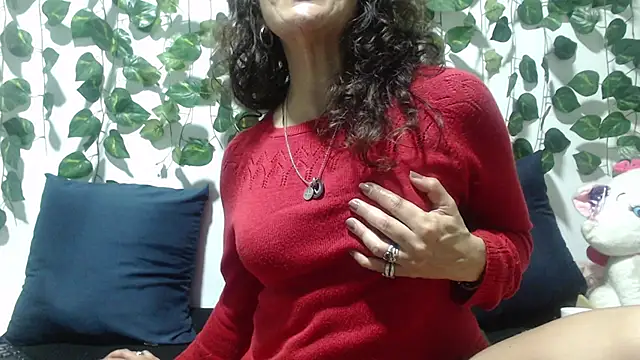 Snapshot of ariana_sanz1 chatting on 03/05/25, 11:49 ariana sanz1 online show from 03/05/25, 11:49