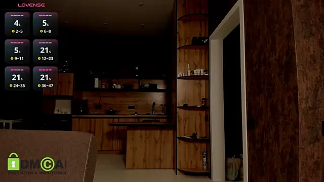 Snapshot of Model_Mike chatting on 03/08/25, 06:32 Model Mike online show from 03/08/25, 06:32