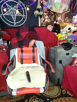 VelvetDiablo online show from 12/31/24, 03:34