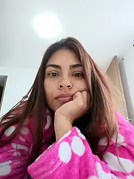 Ivanna2 online show from 12/19/25, 12:56