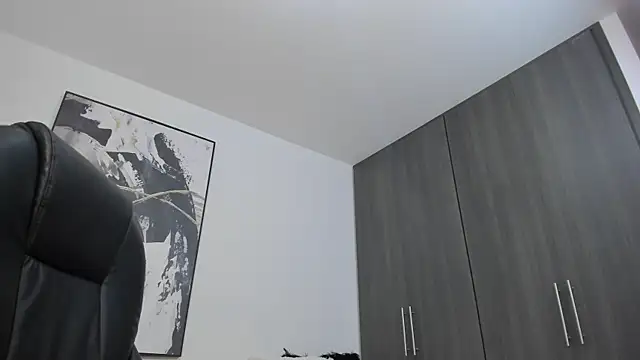 Snapshot of StacyConner chatting on 01/09/25, 01:18 StacyConner online show from 01/09/25, 01:18