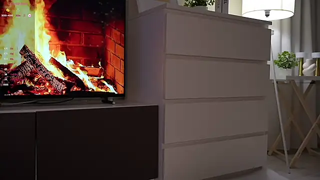 CatchMe1 online show from 01/28/25, 06:39