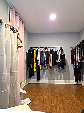 Nikkierosee online show from 02/17/26, 11:33