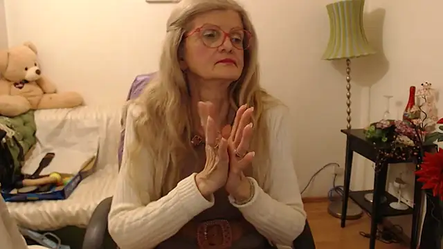 Snapshot of BlairFort chatting on 02/06/25, 06:46 BlairFort online show from 02/06/25, 06:46