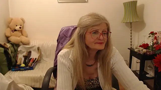 Snapshot of BlairFort chatting on 03/03/25, 07:06 BlairFort online show from 03/03/25, 07:06