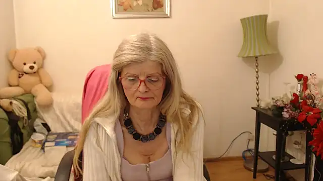 Snapshot of BlairFort chatting on 03/19/25, 08:22 BlairFort online show from 03/19/25, 08:22