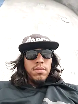 AlexAlejandro13 online show from 04/07/26, 12:22