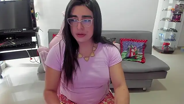 Snapshot of Khalifa_Gold chatting on 01/10/26, 08:10 Khalifa Gold online show from 01/10/26, 08:10