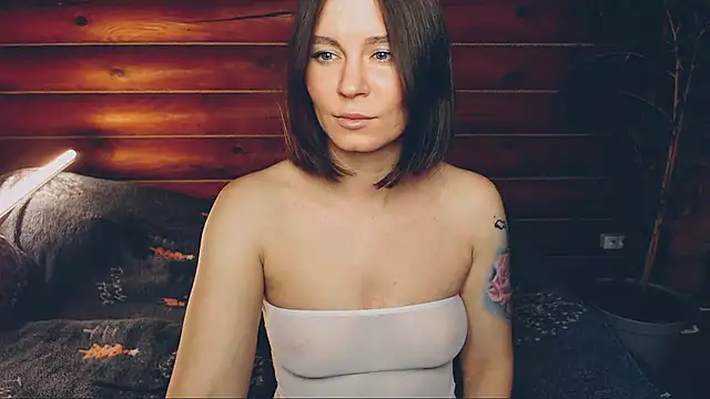 Snapshot of Platina_Fox chatting on 12/11/24, 08:36 Platina Fox online show from 12/11/24, 08:36