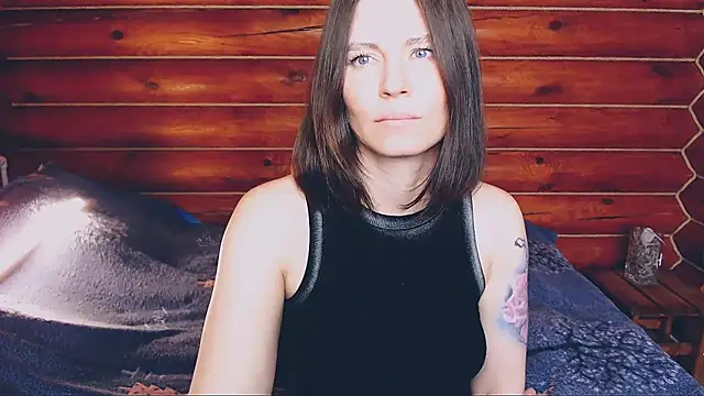 Snapshot of Platina_Fox chatting on 02/18/25, 05:31 Platina Fox online show from 02/18/25, 05:31