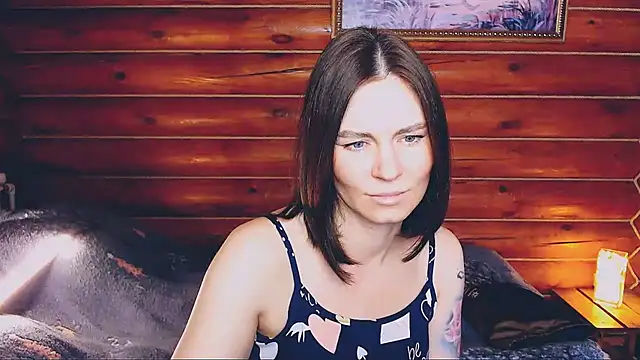 Snapshot of Platina_Fox chatting on 02/21/25, 05:13 Platina Fox online show from 02/21/25, 05:13