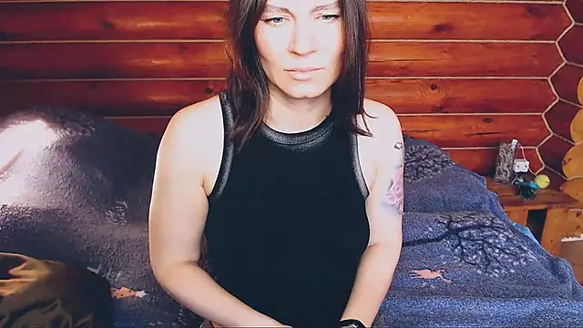 Snapshot of Platina_Fox chatting on 02/25/25, 06:36 Platina Fox online show from 02/25/25, 06:36