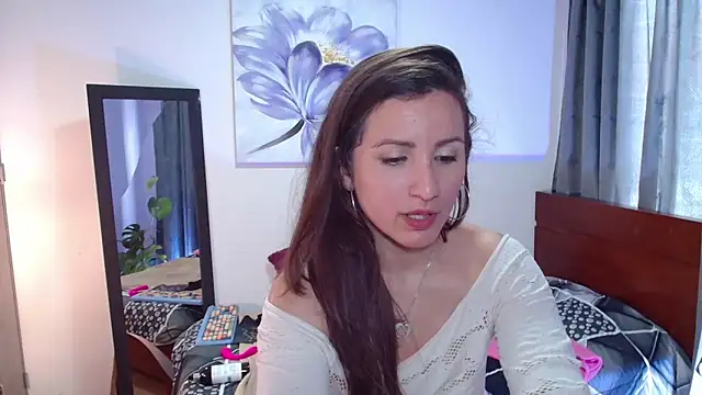 vanessabrown  online show from 03/15/25, 05:59