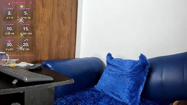 Snapshot of Mature_Skinny chatting on 01/08/26, 12:51 Mature Skinny online show from 01/08/26, 12:51