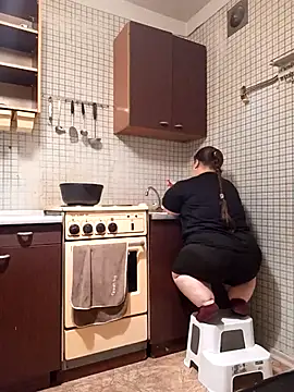 Janiffer MiMi online show from 11/25/25, 09:59