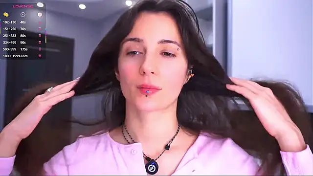 Holla Molly online show from 02/24/26, 06:44