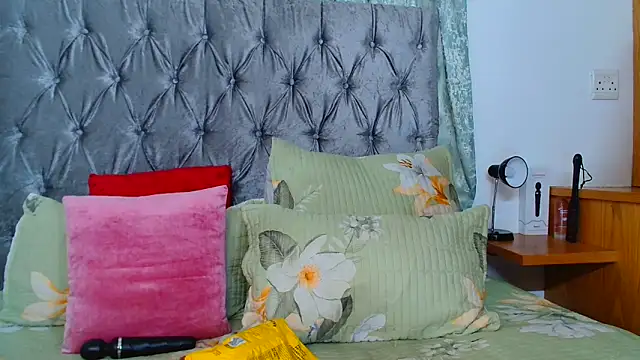 AvaOcean online show from 03/17/25, 06:51