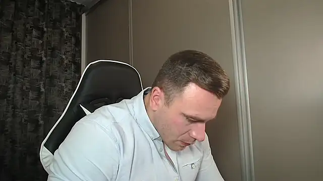 Snapshot of Thori92 chatting on 01/21/25, 06:34 Thori92 online show from 01/21/25, 06:34