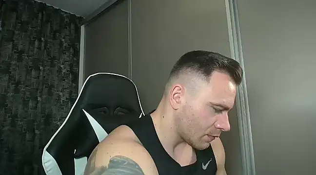 Snapshot of Thori92 chatting on 01/23/25, 04:37 Thori92 online show from 01/23/25, 04:37