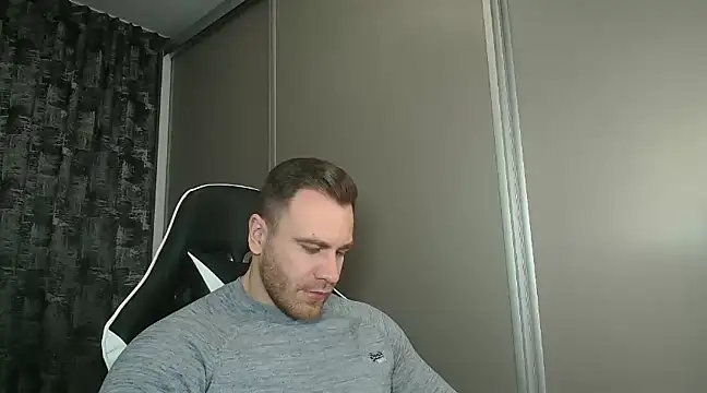 Snapshot of Thori92 chatting on 02/01/25, 01:51 Thori92 online show from 02/01/25, 01:51