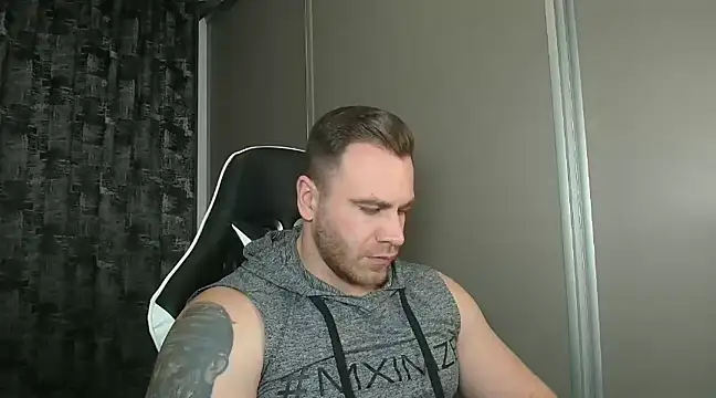 Snapshot of Thori92 chatting on 02/01/25, 05:16 Thori92 online show from 02/01/25, 05:16