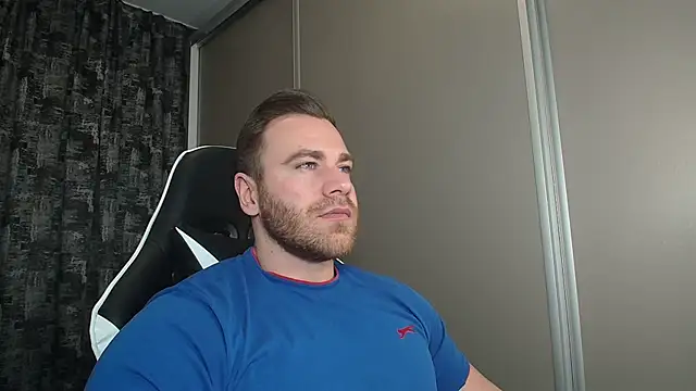 Snapshot of Thori92 chatting on 02/08/25, 04:36 Thori92 online show from 02/08/25, 04:36