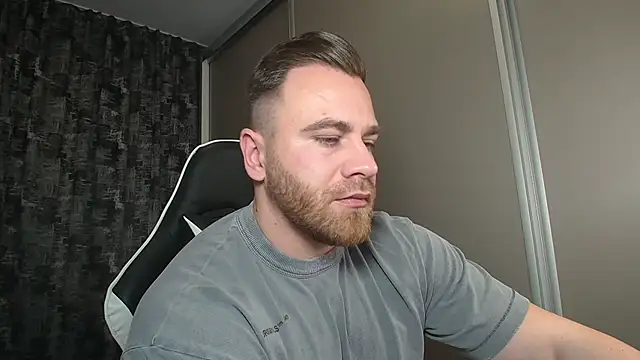 Snapshot of Thori92 chatting on 02/27/25, 09:14 Thori92 online show from 02/27/25, 09:14