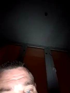 Snapshot of Ivanekkral chatting on 11/09/25, 11:47 Ivanekkral online show from 11/09/25, 11:47