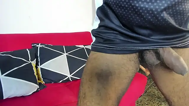 sweatyhairypig23 online show from 03/18/26, 05:43