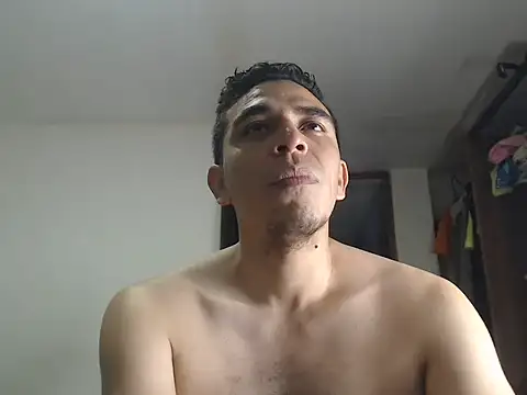 Snapshot of jeancarloscum12 chatting on 07/06/26, 11:40 jeancarloscum12 online show from 07/06/26, 11:40