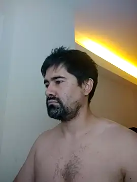 VonDoomdelToro online show from 01/05/25, 03:32