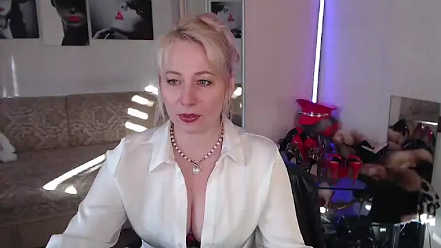 MistressMilfa online show from 02/28/26, 01:56