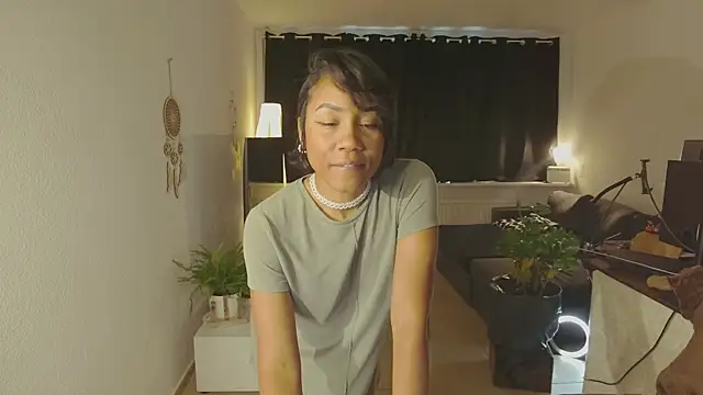 Therainqueen online show from 01/13/26, 11:15