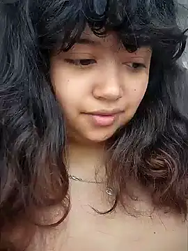 Snapshot of Peach_Girll chatting on 12/24/24, 01:50 Peach Girll online show from 12/24/24, 01:50